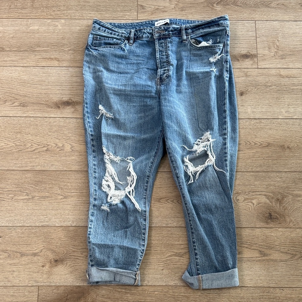 Distressed Studio Blue Women's high rise Jeans